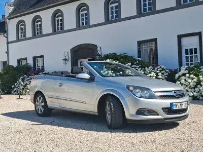 Gebraucht Opel Astra 116 PS (85 kW) 2008 Silber Cabrio