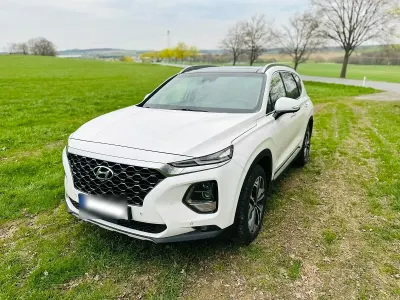 Second-hand Hyundai Santa Fe Premium 200 CP (147 kW) 2019 Alb SUV