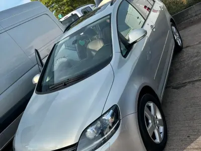 Gebraucht VW Golf Plus Cross 122 PS (89 kW) 2011 Silber Van / Kleinbus