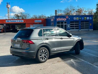 Usata VW Tiguan 150 CV (110 kW) 2018 Grigio SUV