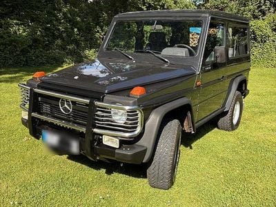Second-hand Mercedes G230 Classic 122 CP (89 kW) 1989 Negru SUV