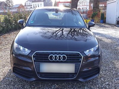 gebraucht Audi A1 1.6 TDI Attraction