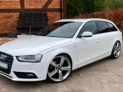 Gebraucht Audi A4 S-Line 190 PS (139 kW) 2015 Weiß Kombi