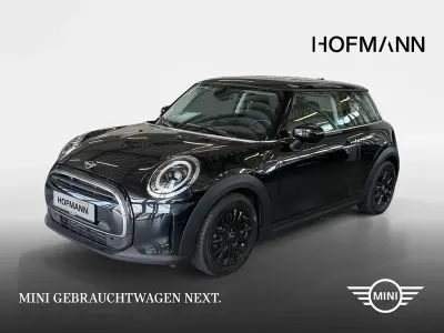 Gebraucht Mini ONE 102 PS (75 kW) 2022 Midnight black metallic Kleinwagen