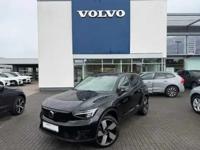 Gebraucht Volvo XC40 Plus 169 kW (231 PS) 2023 Schwarz SUV