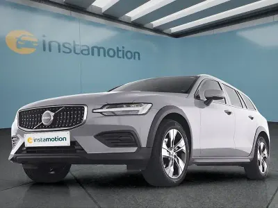 Gebraucht Volvo V60 CC 197 PS (144 kW) 2023 Grau Kombi