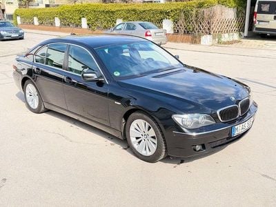 Second-hand BMW 740 306 CP (225 kW) 2005 Negru Berlinǎ