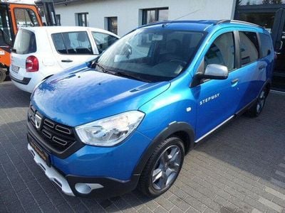 Gebraucht Dacia Lodgy Celebration 116 PS (85 kW) 2017 Blau Van / Kleinbus