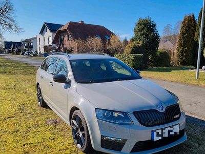 Gebraucht Skoda Octavia RS 184 PS (135 kW) 2016 Grau Kleinwagen