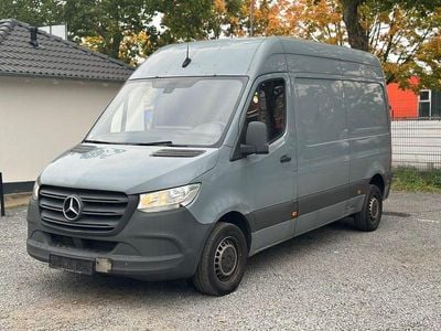 Używany Mercedes Sprinter 143 KM (105 kW) 2020 Niebieski Van