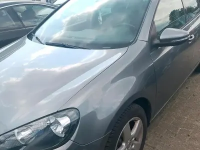 Gebraucht VW Golf VI 86 PS (63 kW) 2011 Grau Limousine