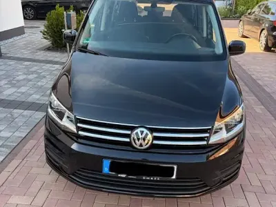 Gebraucht VW Caddy Comfortline 102 PS (75 kW) 2019 Schwarz Van / Kleinbus