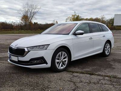 gebraucht Skoda Octavia OctaviaCombi 2.0 TDI DSG LED NAVI VIRTUL Memory