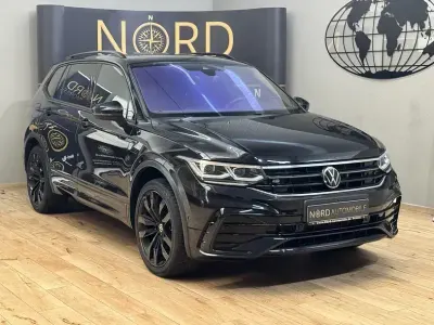 Gebraucht VW Tiguan Allspace R-line 245 PS (180 kW) 2022 Deep black perleffek (metallic) SUV