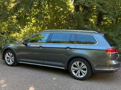 VW Passat Alltrack