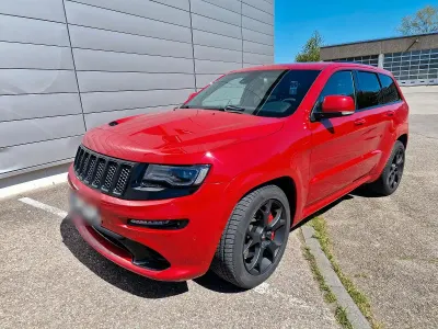 Begagnad Jeep Grand Cherokee SRT 468 HK (344 kW) 2013 Röd SUV