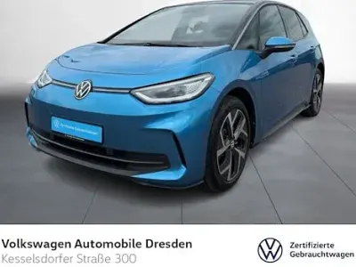 Gebraucht VW ID.3 Pro Performance 150 kW (204 PS) 2024 Blau Kleinwagen