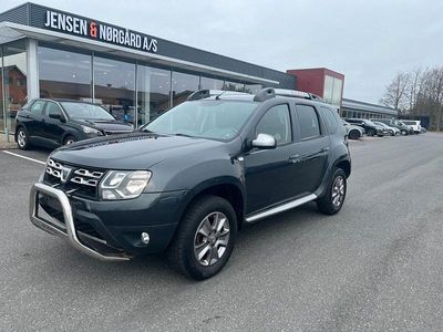 Gebraucht Dacia Duster Lauréate 109 PS (80 kW) 2016 Grau SUV