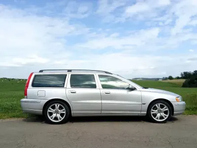 Gebraucht Volvo V70 Summum 260 PS (191 kW) 2004 Silber Kombi