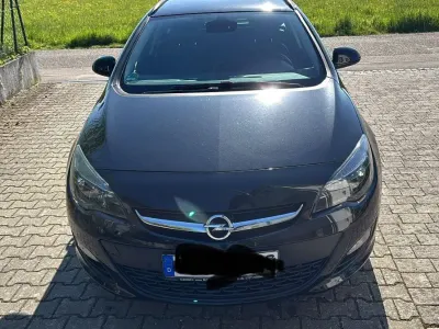 Usata Opel Astra Eco 120 CV (88 kW) 2016 Nero Station wagon
