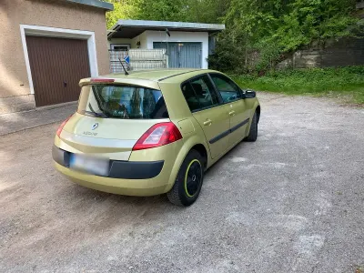 Używany Renault Mégane II 2003 Zielony Sedan/Limuzyna