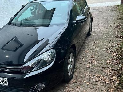 Gebraucht VW Golf VI 90 PS (66 kW) 2011 Schwarz Kleinwagen