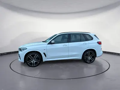 Gebraucht BMW X5 Sport Line 530 PS (389 kW) 2023 Weiß SUV