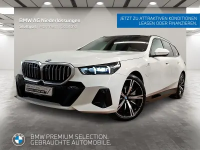 Gebraucht BMW 550e M Sport 313 PS (230 kW) 2025 Weiß Kombi
