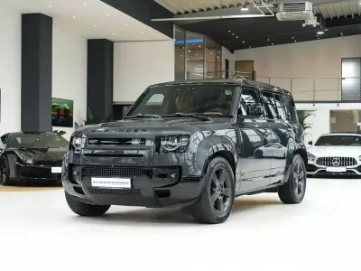 Gebraucht Land Rover Defender 525 PS (386 kW) 2023 Carpathian grey SUV