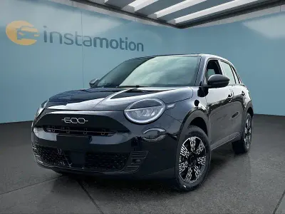 Neu Fiat 600 Business 101 PS (74 kW) 2025 Schwarz SUV