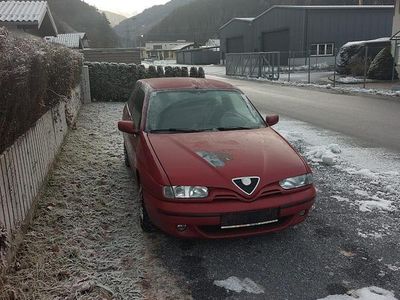 Rot Gebraucht 1999 Alfa Romeo 145 Kleinwagen | 350 €