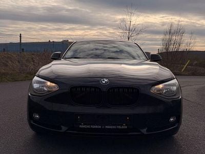 Gebraucht BMW 02 136 PS (100 kW) 2012 Schwarz Limousine