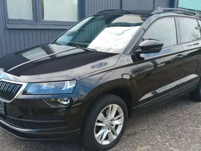 Gebraucht Skoda Karoq 150 PS (110 kW) 2021 Cerna magic/black magic SUV