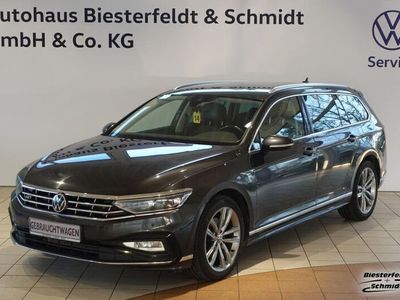 Mangangrau (metallic) Gebraucht 2022 VW Passat Elegance Kombi | 27.390 € (Teuer)