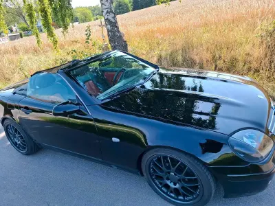 Gebraucht Mercedes SLK230 193 PS (141 kW) 1997 Schwarz Cabrio