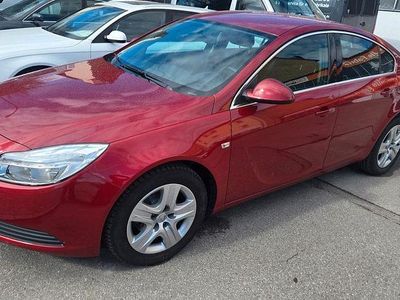 Gebraucht Opel Insignia Innovation 140 PS (102 kW) 2010 Rot Limousine