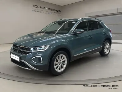 Usata VW T-Roc Style 150 CV (110 kW) 2024 Blu SUV