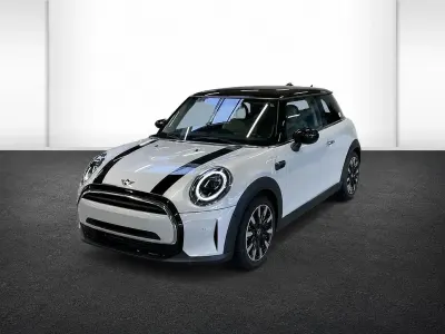 Gebraucht Mini Cooper Classic 136 PS (100 kW) 2021 Weiß Kleinwagen