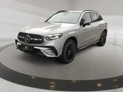 Usata Mercedes GLC300e 333 CV (244 kW) 2024 Grigio SUV