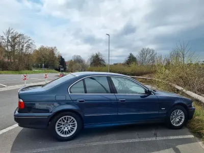 Gebraucht BMW 535 Exclusive 245 PS (180 kW) 2002 Blau Limousine