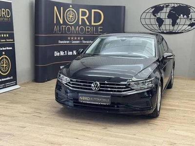 Gebraucht VW Passat 150 PS (110 kW) 2022 Deep black perleffek (metallic) Kombi