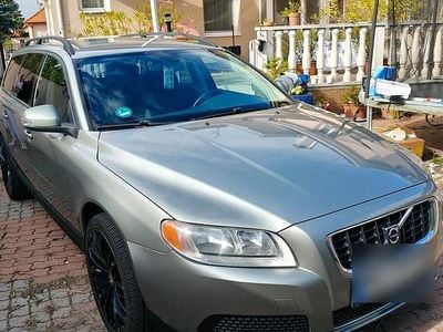 Grün Gebraucht 2007 Volvo V70 Kombi | 3.290 € (Etwas zu teuer)