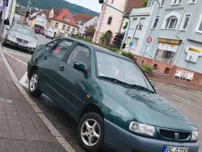 Gebraucht Seat Cordoba 75 PS (55 kW) 1996 Grün Limousine