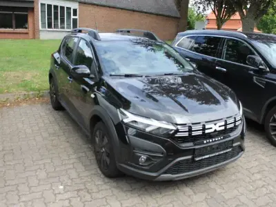 Gebraucht Dacia Sandero Expression 91 PS (66 kW) 2024 Schwarz SUV