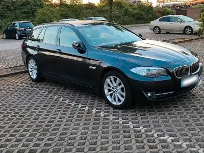 Gebraucht BMW 530 258 PS (189 kW) 2012 Grau Kombi