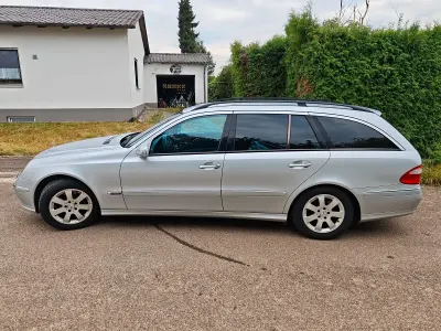 Gebraucht Mercedes E280 Avantgarde 190 PS (139 kW) 2006 Silber Kombi