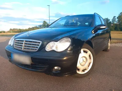 Gebraucht Mercedes C220 150 PS (110 kW) 2006 Schwarz Kombi