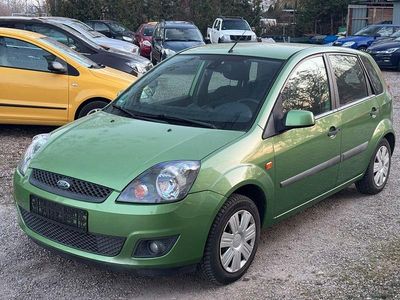 Usata Ford Fiesta 80 CV (58 kW) 2007 Verde Utilitaria