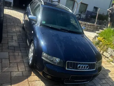 Gebraucht Audi S4 Basis 343 PS (252 kW) 2004 Blau Kombi