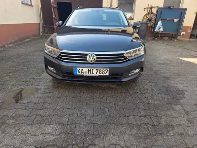 Gebraucht VW Passat Comfortline 150 PS (110 kW) 2019 Kombi